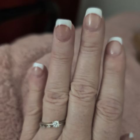 Perfect Nails, nail salon in Pendleton, OR